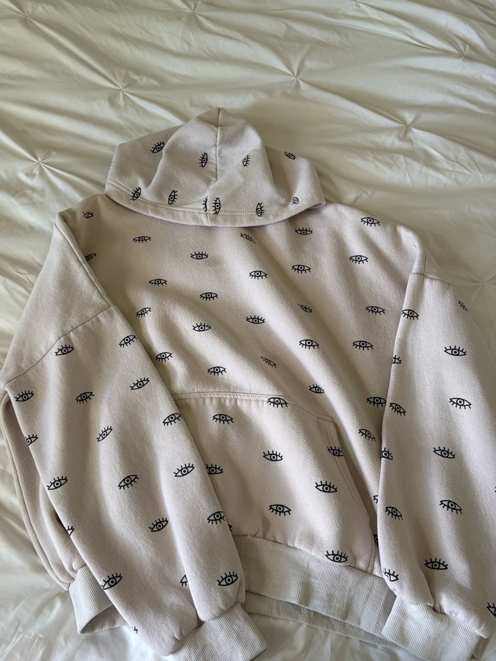 Edikted Cream Eye Print Hoodie